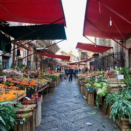 Friends' Home-downtown Nearby